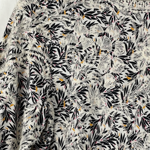 Solitaire Embroidered Tunic Top Size S - Picture 3 of 8